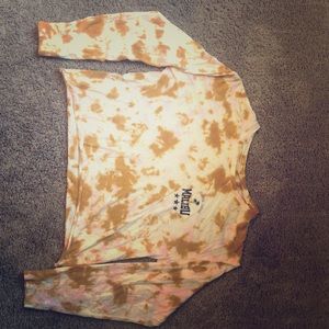 Long sleeve crop top